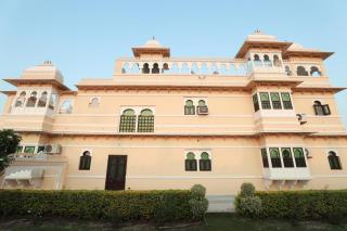 Mahendra Niwas - - 6