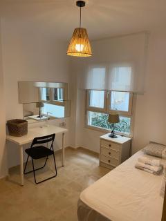Piso 4 habitaciones en Malaga - 4