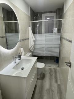 Céntrico apartamento reformado de dos habitaciones - 8