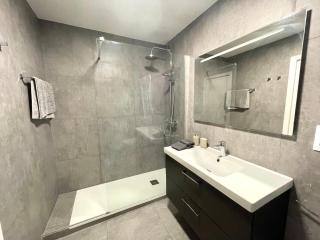Marbella Centro amplio Apartamento con parking gratis y terraza - Magnolia Properties - 1
