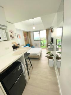 Stylish studio type apartment in Azure North - San Fernando - 8