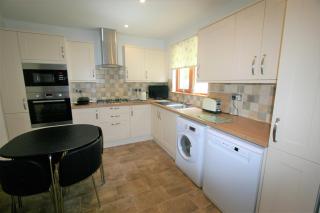 Loch View Holiday Home, Fort William - 7