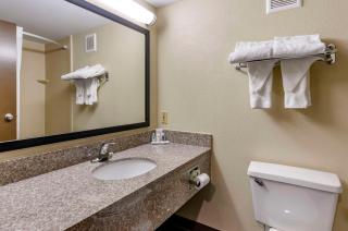 Comfort Inn & Suites Raphine - Lexington near I-81 and I-64 - Raphine - 1