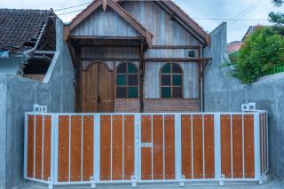 Singgah Ndalem - wooden house Jogja - Yogyakarta - 9