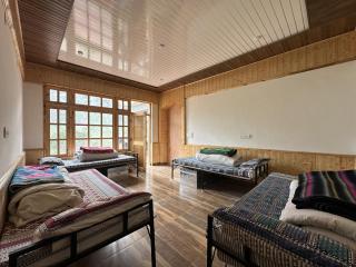 Bros Hostel & Cafe, Sissu - Sissu - 9