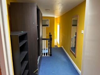 Seaside Comfort Apt - Dun Laoghaire - 6