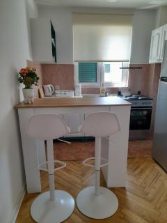 Filip Apartman - Zgrada Jolly Apartmani - Budva - 2