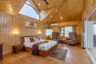ELIVAAS Ekaksha Luxurious 4BHK Villa in Kasauli - Dagshai - 3