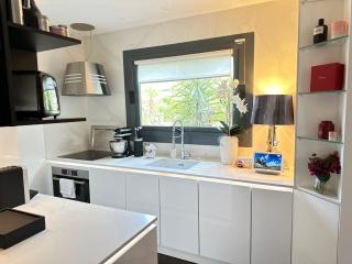 LUXURY FLAT WITH PRIVATE ROOFTOP - Paris 18 - París - 1