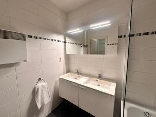Cosy 2 Bedroom Apartment in City Center - Bruxelles - 9