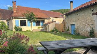Maison de village avec jardin clos - Bouzic - 0