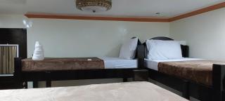 ISLAND VIEW SUITES - - 9