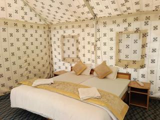 Paradise North Camp - Hundar - 8