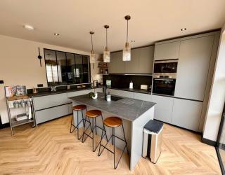 Designer Home in Central location - Leamington Spa - 3
