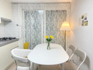 #COZY#Hanti Station #Gangnam #FreeWifi#Netflix - Seoul - 5
