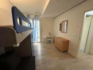 Bright new apartment between beach and city centre - 3
