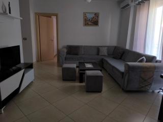 Centrum Apartment - Saranda - 6