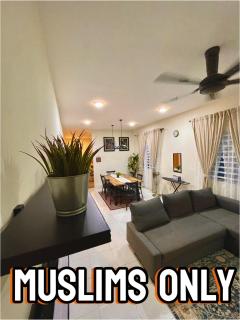 Inang Homestay - 9