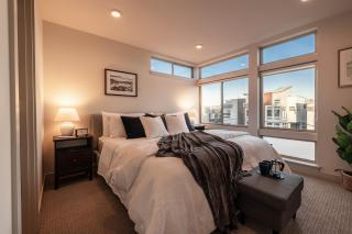 Rooftop access and Views Lake Union Lookout - 7