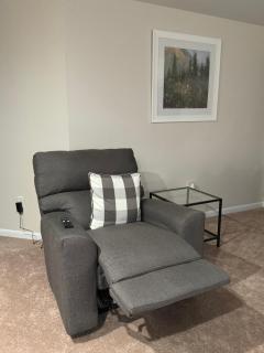 Charming Lake Community Bungalow - Barnstead - 4