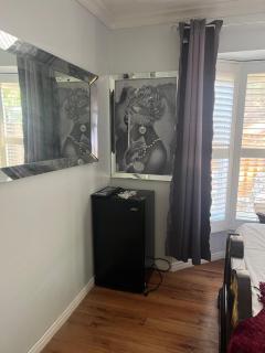 Queen’s Gate Ecstasy Home - 6