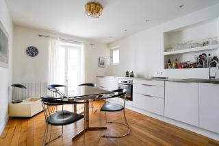 Chic Apartment with Private Terrace - París - 7