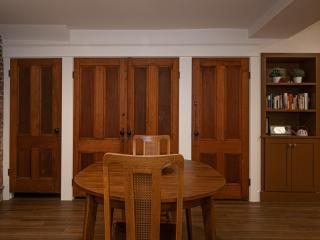 Queen Anne Guest Apartment In Historic District - 4