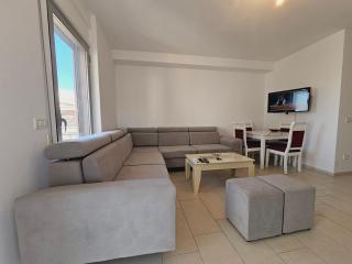 Premium ROYAL APARTMENT - 8