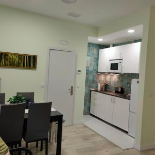 Apartamentos Megaleon - Segovia - 6