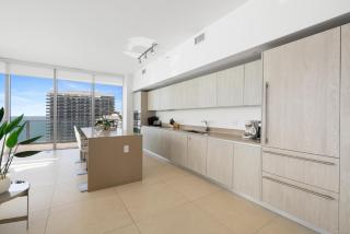 Zen Luxury Resort Ocean Front Penthouse - 3