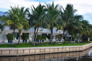 Sailfish Suites 2 - pet friendly & waterfront - 2