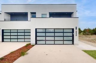 Lago Vista Hideaway - 9