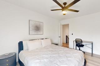 Lago Vista Hideaway - 3