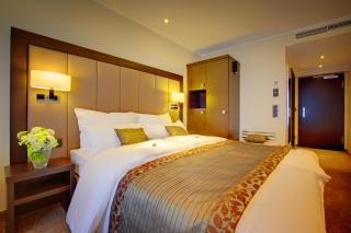 Hotel Favor - Düsseldorf - 5