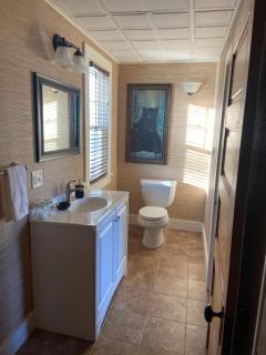 Tavern - Country Suite - Newport - 2