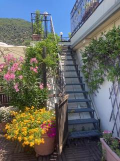 Hepburn Holiday Home - 2