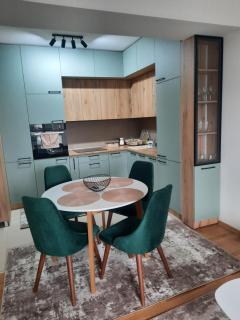 Elana riverside Apartments - 6