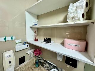 '"Apartamento EXCLUSIVO - Novo com 2 Quartos Climatizados, Suíte, Varanda, Piscina e Academia - Vaga na garagem, TV de 70'' Localização Premium ao Lado do Shopping Rio Mar - Inclui Enxoval Completo e Mimos!'" - 1