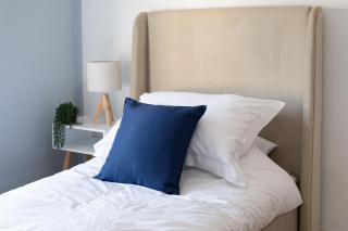Mariners' Retreat, sleeps 6, free parking & WiFi, Wirral - New Brighton - 8