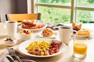 Holiday Inn Baton Rouge College Drive I-10 by IHG - 2