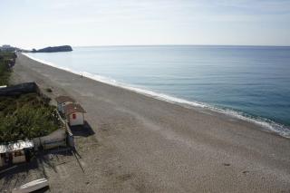 Literalmente en la misma playa - La Caleta-Guardia - 6