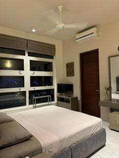 Our Luxury Home in Colombo - Yakbedda - 5