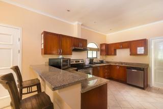 Sunrise 33- 3 Bedroom Poolside Condo - Tamarindo - 1