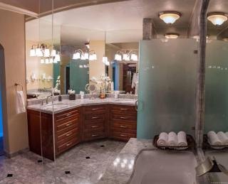 Palms 5 Luxury Beachfront Villa - 1