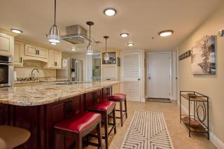Elegant spacious beachfront, free seasonal beach service, huge lanai - Fort Walton Beach - 9