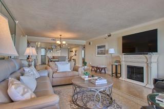 Elegant spacious beachfront, free seasonal beach service, huge lanai - Fort Walton Beach - 8