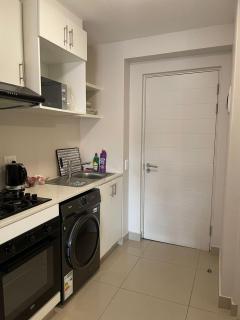 Durban uMhlanga, free parking, Fast Wifi, 5 min walk to gateway, 5 min drive to ocean mall with pool - Durban - 7