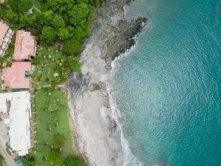Flamingo Marina Cove 404- Oceanfront Condo - Playa Flamingo - 2