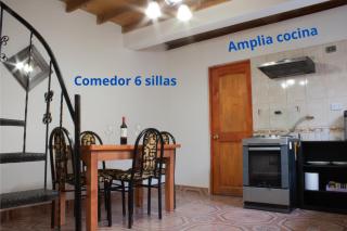 Hermosa casa interior con jardín y estacionamiento, a 10 min del Centro de Santiago - 4