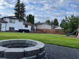 Quiet Retreat with Hot Tub, Pool Table and Spacious Yard - Spokane - 0